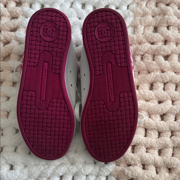 DC White and Fuchsia Women’s Lace-Up Skate Sneakers - Picture 4 of 5